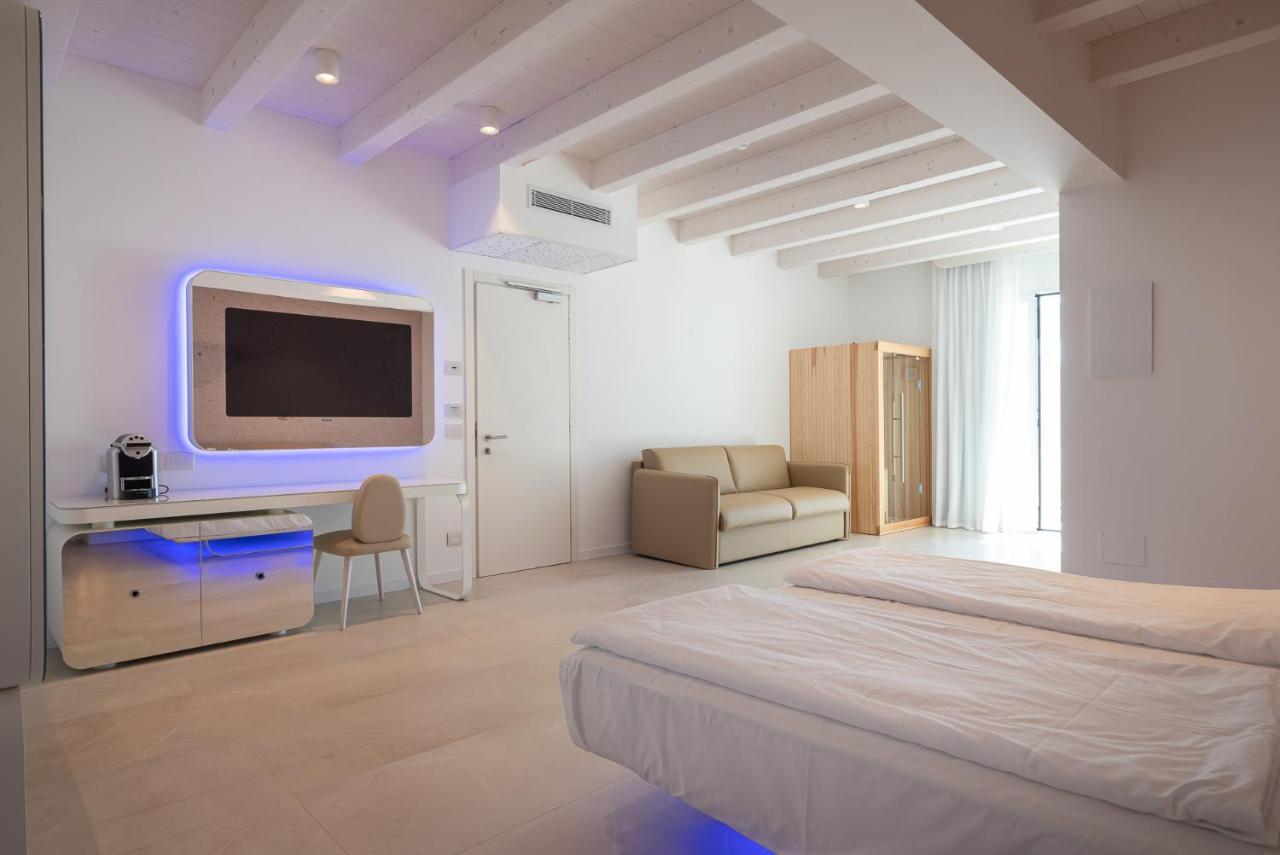 Unico Hotel كاوْرلي المظهر الخارجي الصورة