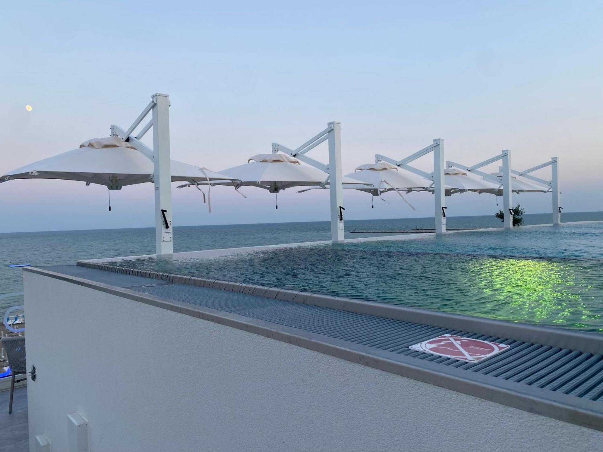 Unico Hotel كاوْرلي المظهر الخارجي الصورة